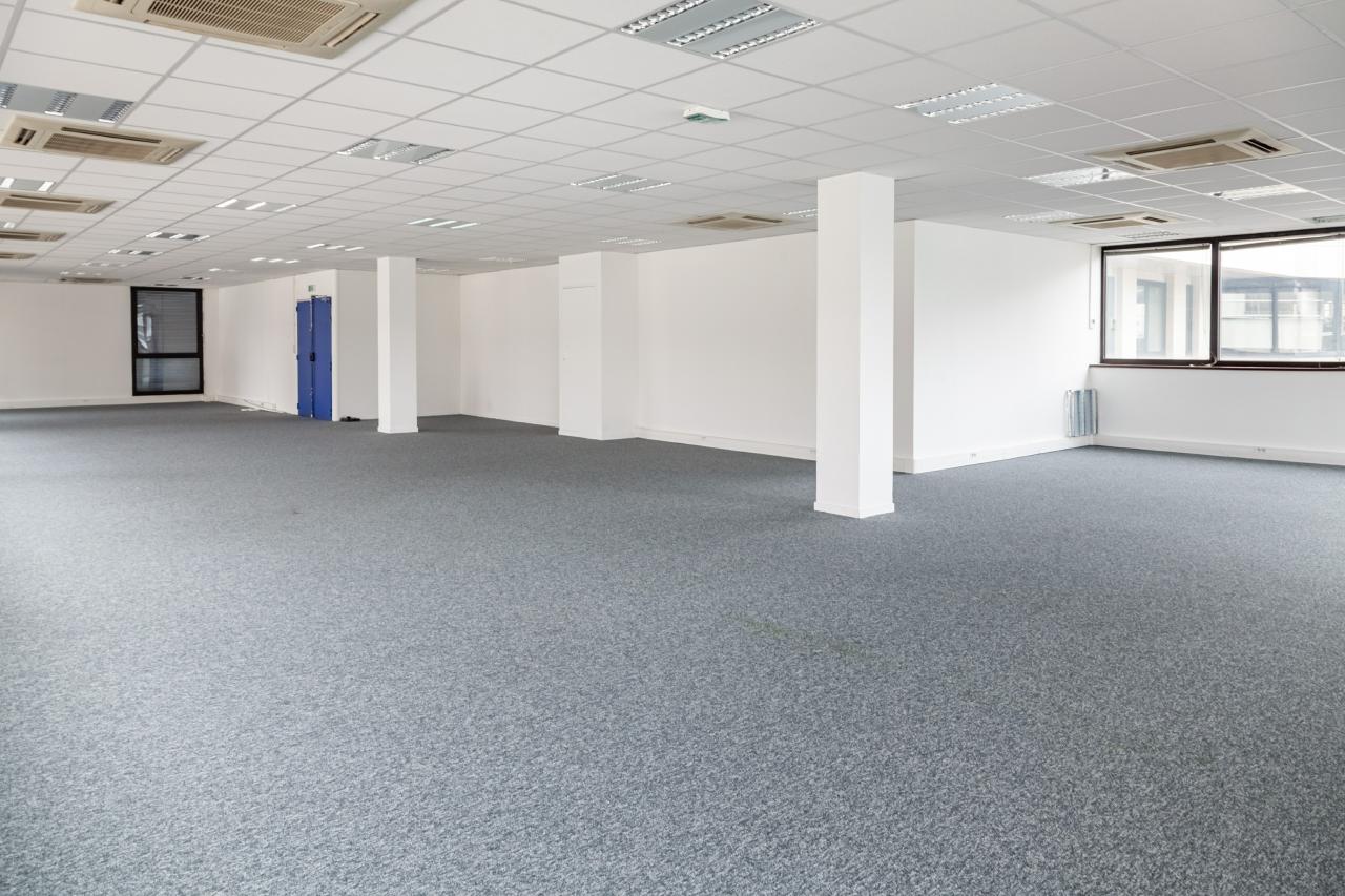 Bureau Bagnolet 190m² Location bureau Bagnolet Seine-Saint-Denis OLBUR2106920 0